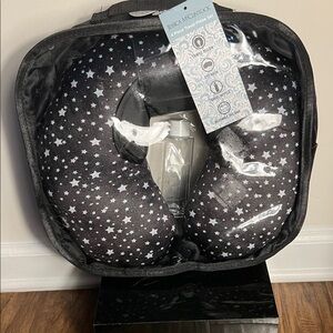 Jessica McClintock 4 pc Travel Pillow Set